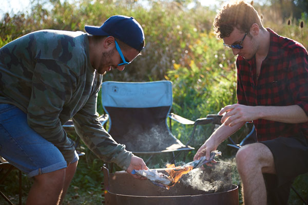 Lighting campfire