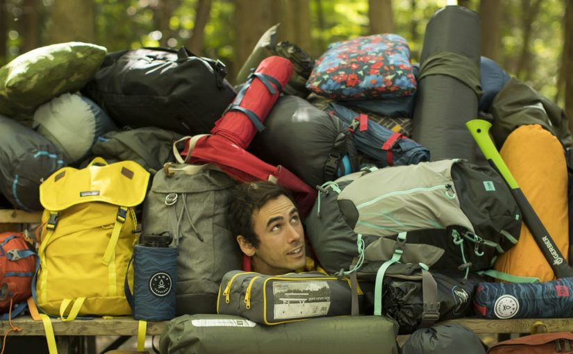 Chaussures, abri et souper — les incontournables du camping